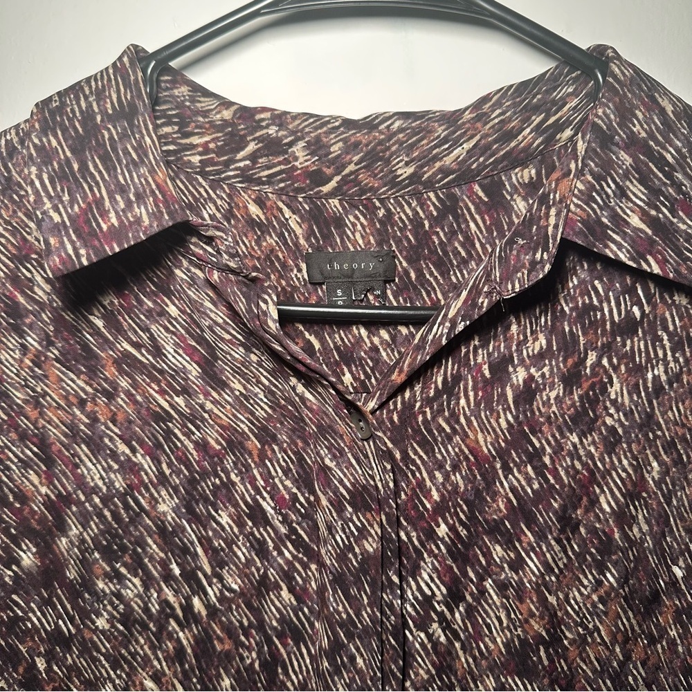 Theory Silk Sheer Button Up Abstract Print Blouse Size S | Minimalist Workwear - Picture 6 of 10